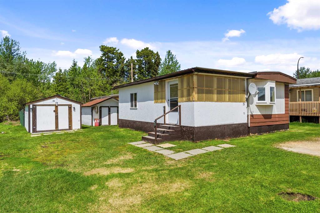 Picture of 51 Sunset Crescent , Swan Hills Real Estate Listing