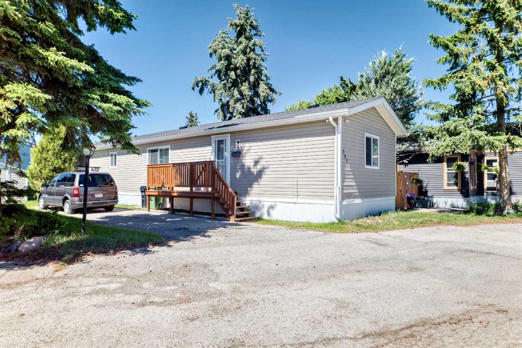 Picture of 300, 3223 83 Street NW, Calgary Real Estate Listing