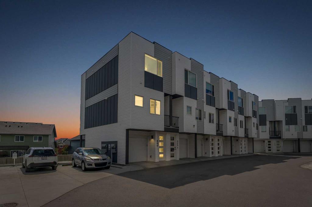Picture of 406, 101 Panatella Square NW, Calgary Real Estate Listing
