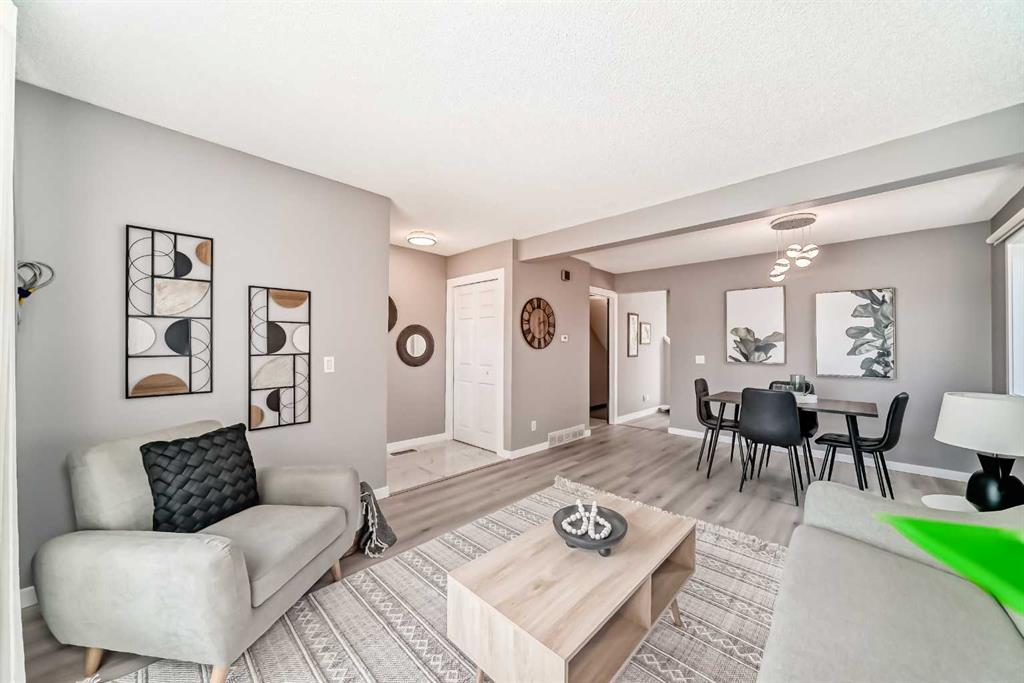 Picture of 7 Martinview Crescent NE, Calgary Real Estate Listing