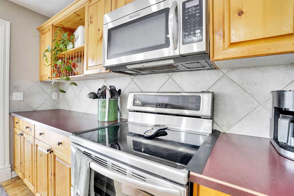 Picture of 251 Lakeview Cove , Chestermere Real Estate Listing