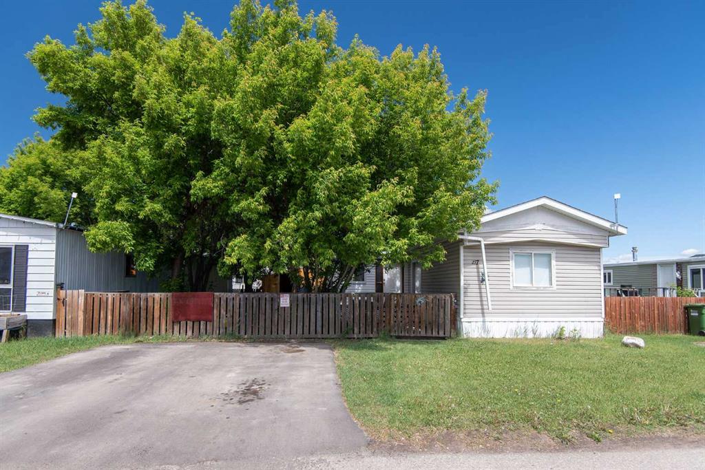 Picture of 237, 5344 76 Street , Red Deer Real Estate Listing