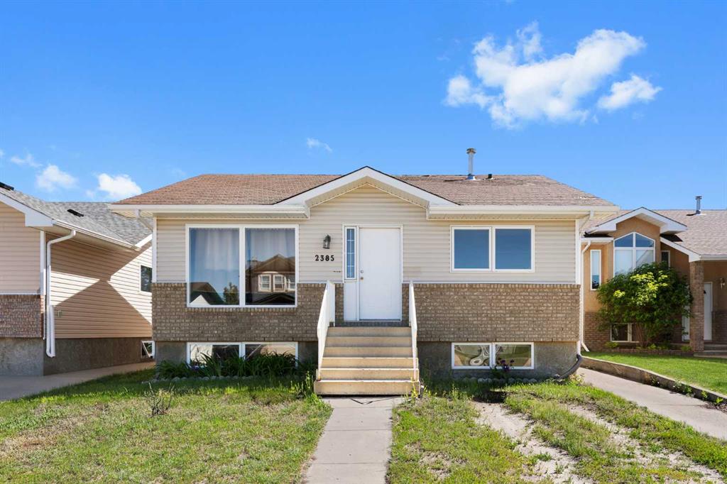 Picture of 2385 Hatcher Drive NE, Medicine Hat Real Estate Listing