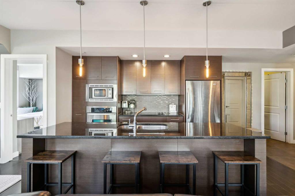 Picture of 103, 540 34 Street NW, Calgary Real Estate Listing
