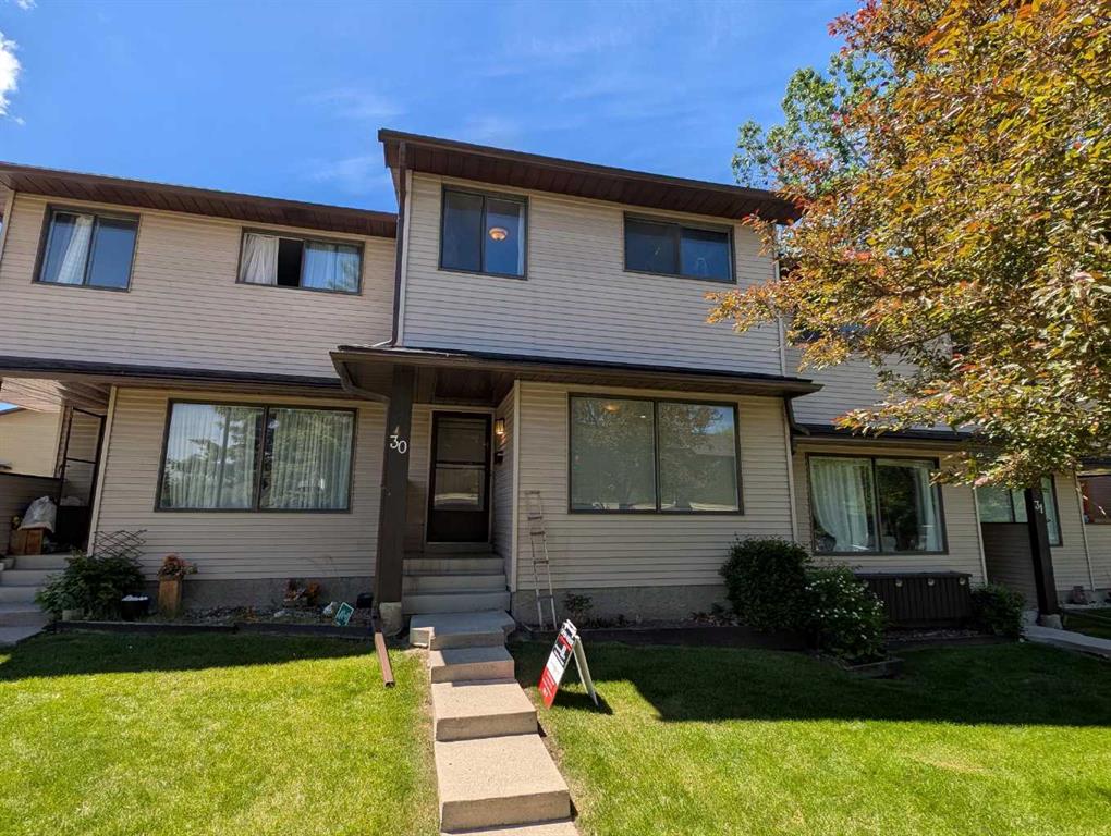 Picture of 30, 380 Bermuda Drive NW, Calgary Real Estate Listing