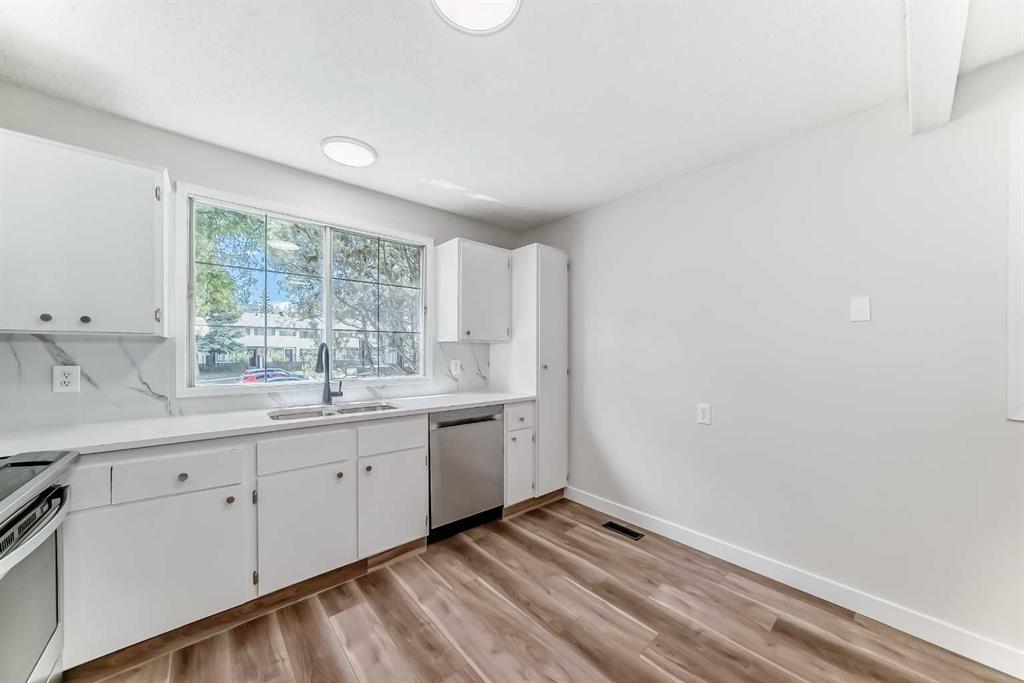 Picture of 57, 175 Manora Place NE, Calgary Real Estate Listing