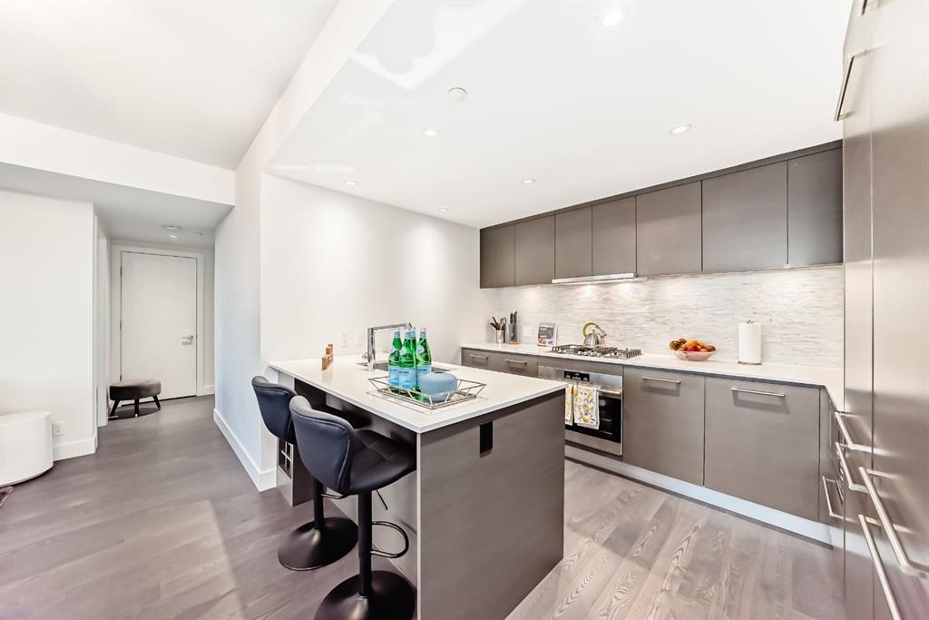 Picture of 1004, 1025 5 Avenue SW, Calgary Real Estate Listing