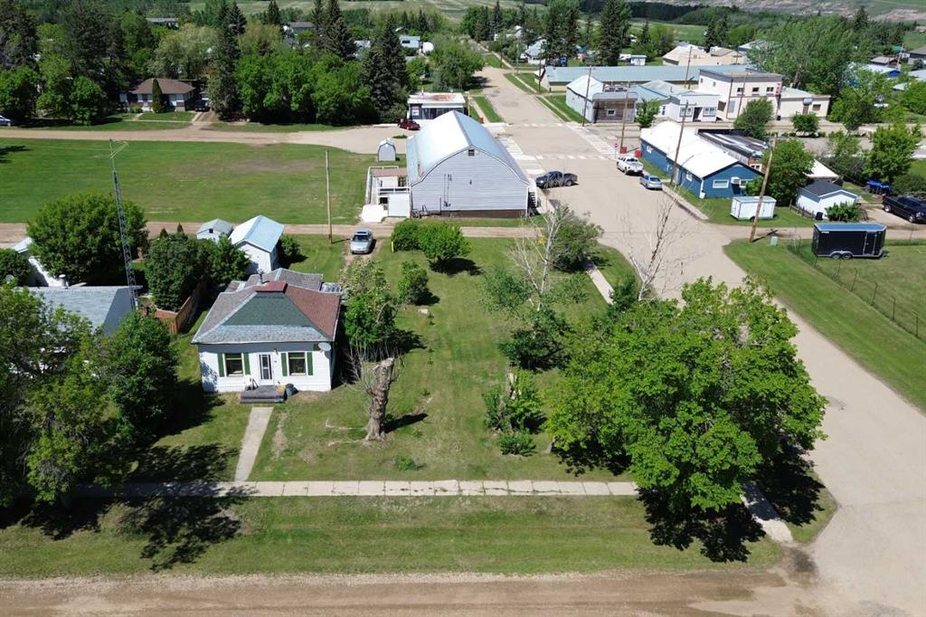 Picture of 4104 Wallace Street  , Donalda Real Estate Listing