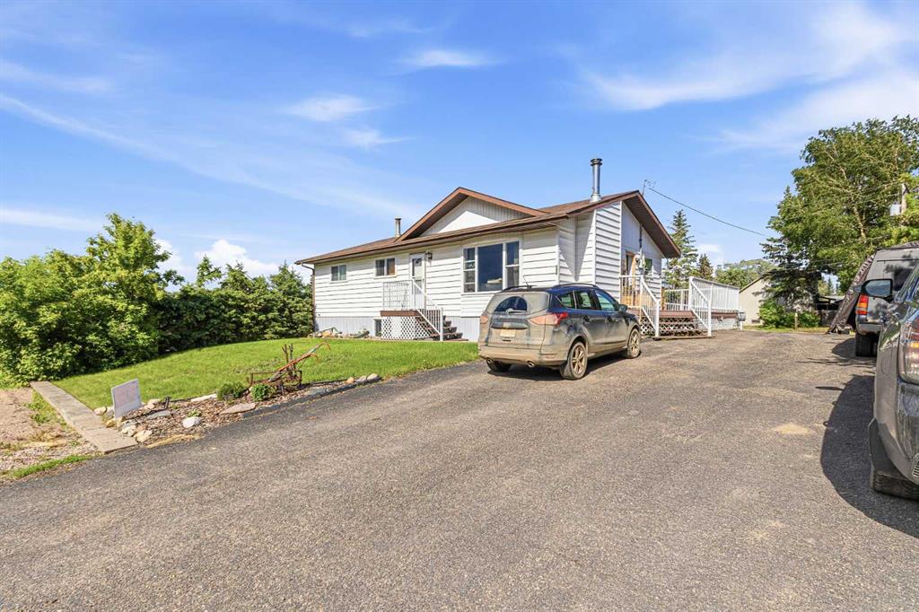 Picture of 207 7 Avenue , Paradise Hill Real Estate Listing