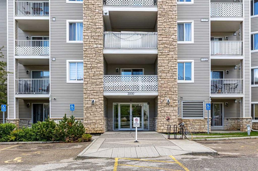 Picture of 3212, 16320 24 Street SW, Calgary Real Estate Listing