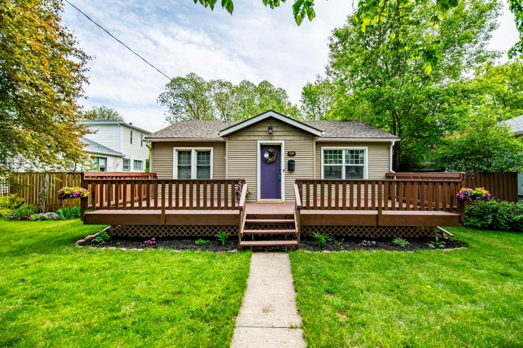 Picture of 5333 42A Avenue , Red Deer Real Estate Listing