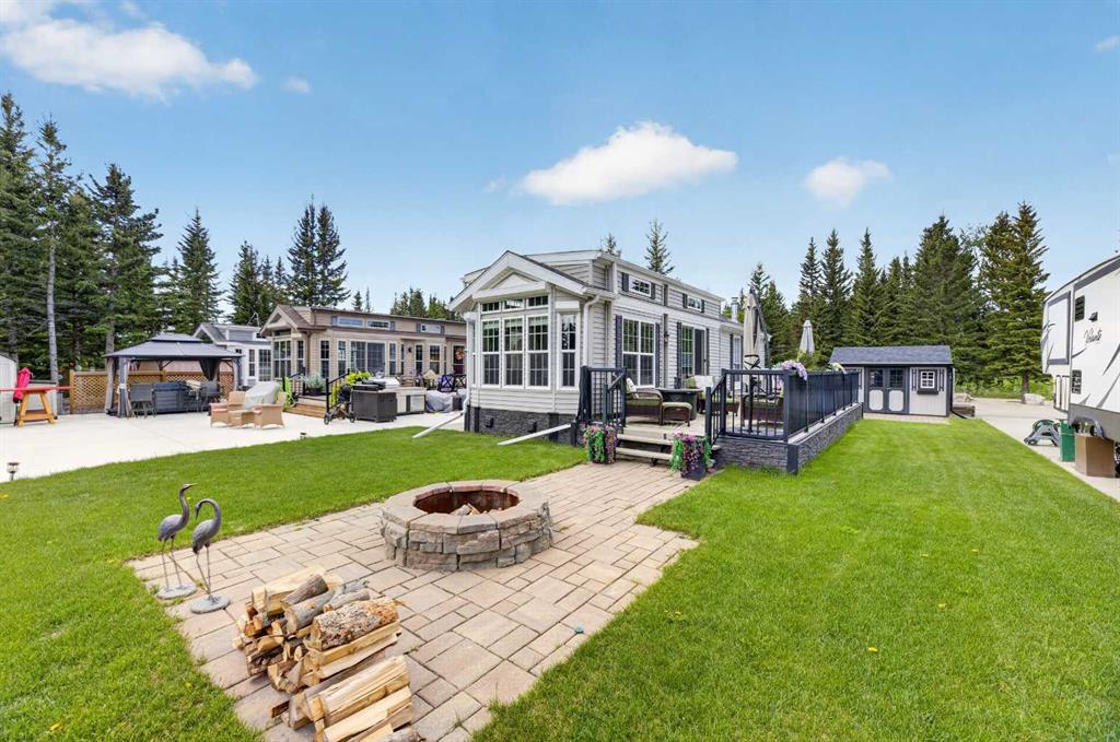 Picture of 75, 32351 Range Road 55  , Rural Mountain View County Real Estate Listing