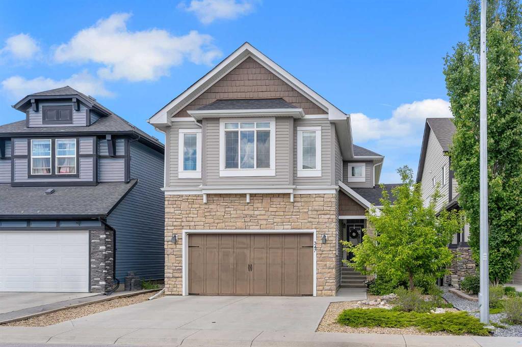 Picture of 347 Hillcrest Heights SW, Airdrie Real Estate Listing