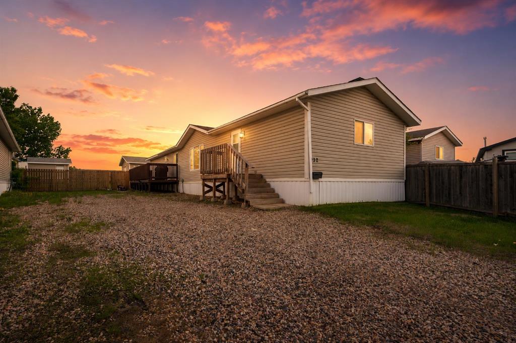 Picture of 132 Greentree Crescent , Fort McMurray Real Estate Listing