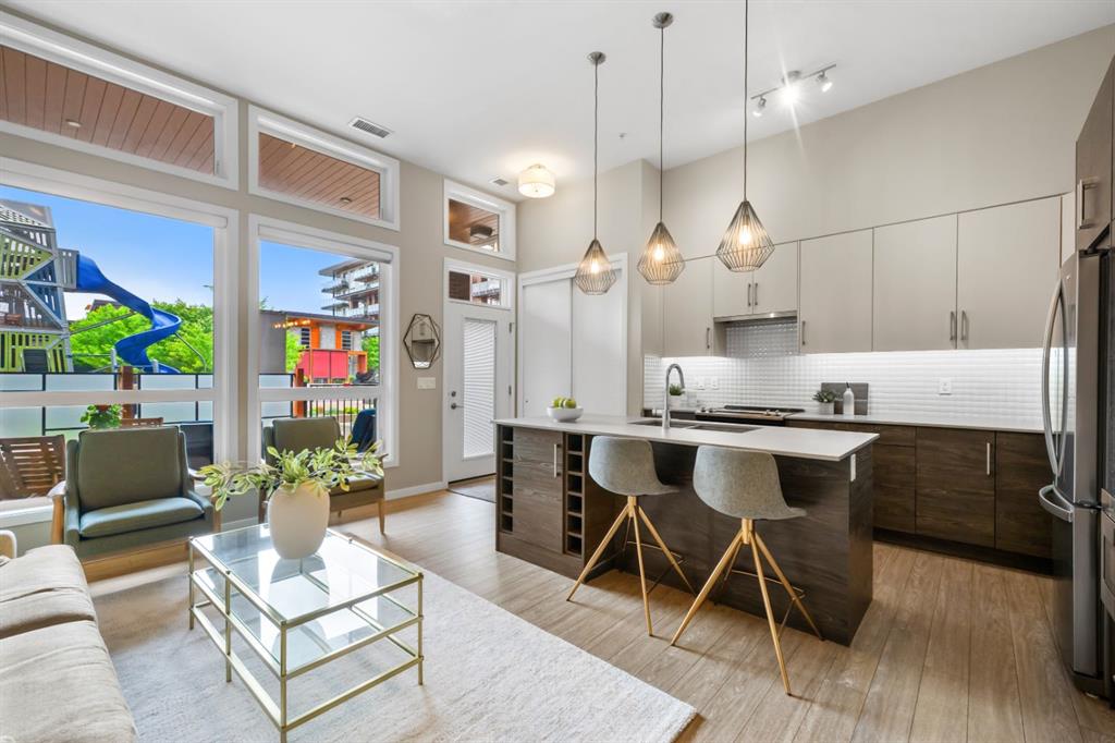 Picture of 128, 122 Mahogany Centre SE, Calgary Real Estate Listing