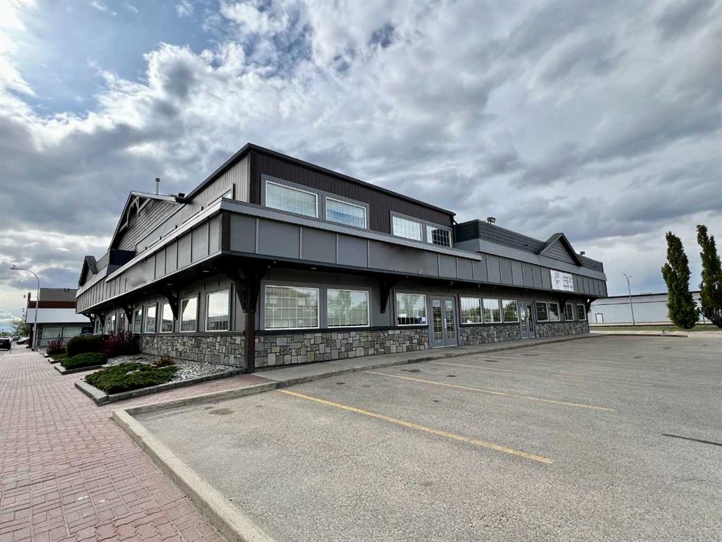 Picture of 107, 9824 97 Avenue , Grande Prairie Real Estate Listing