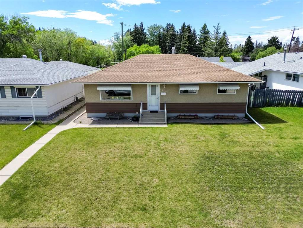 Picture of 3206 44A Avenue , Red Deer Real Estate Listing