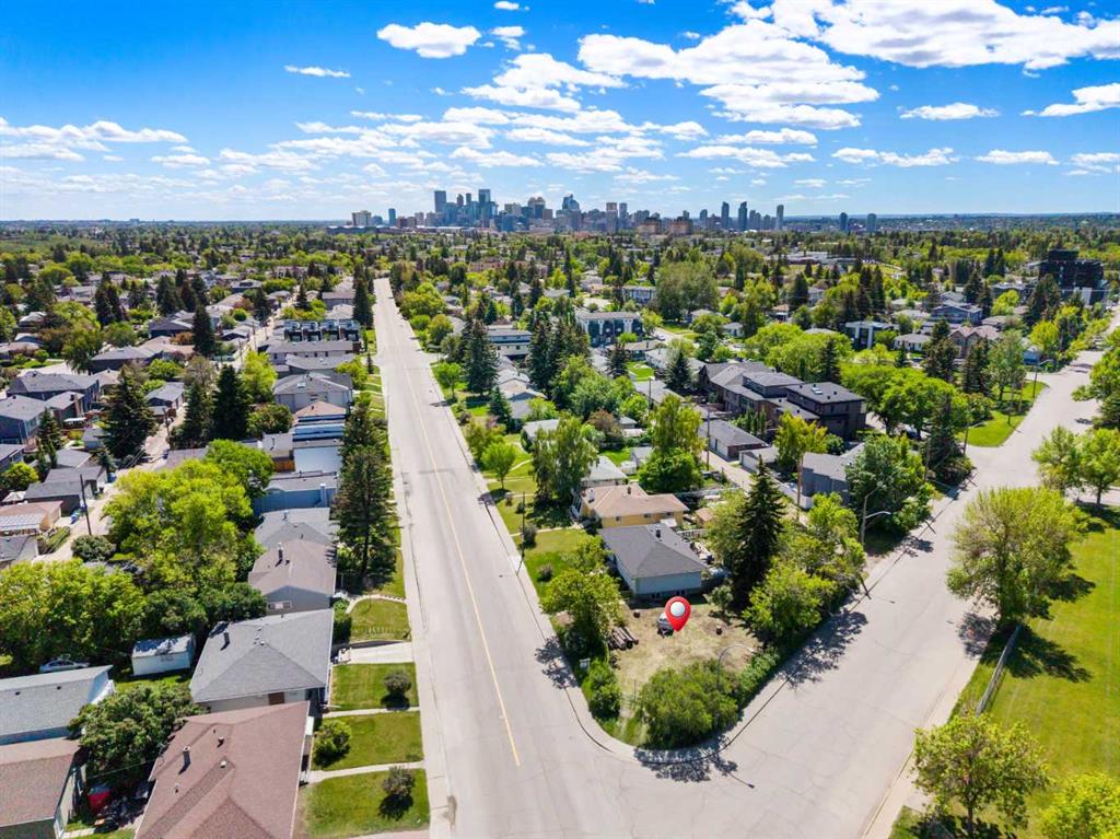Picture of 2747 Morley Trail NW, Calgary Real Estate Listing