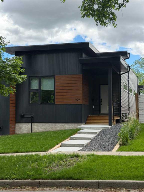 Picture of 929 9 Street S, Lethbridge Real Estate Listing