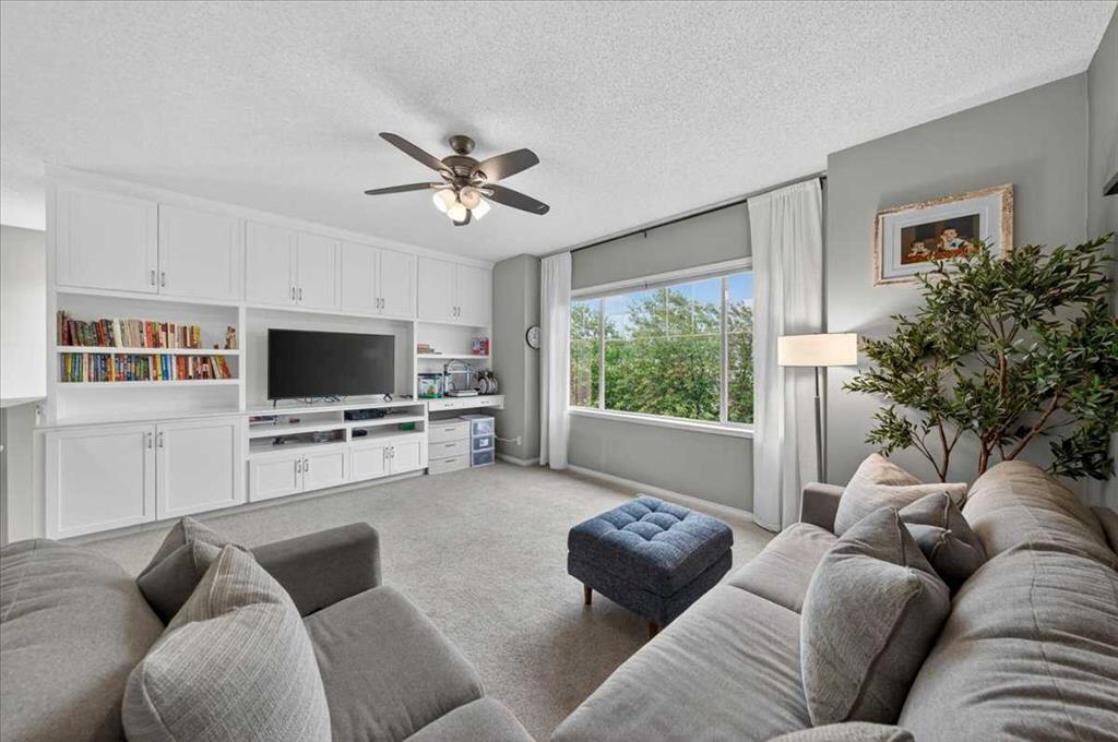 Picture of 132 Tuscany Meadows Common NW, Calgary Real Estate Listing