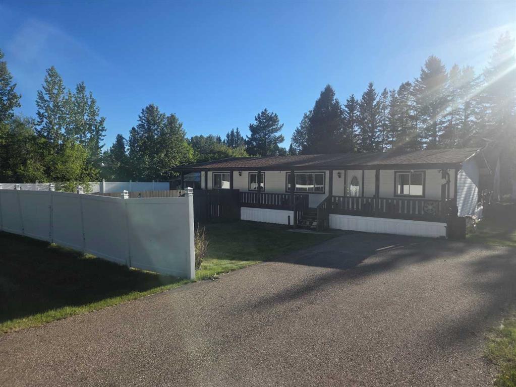 Picture of #20, 4354 Highway 27  , Rural Mountain View County Real Estate Listing