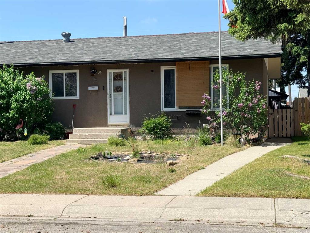 Picture of 15 Mardale Crescent NE, Calgary Real Estate Listing