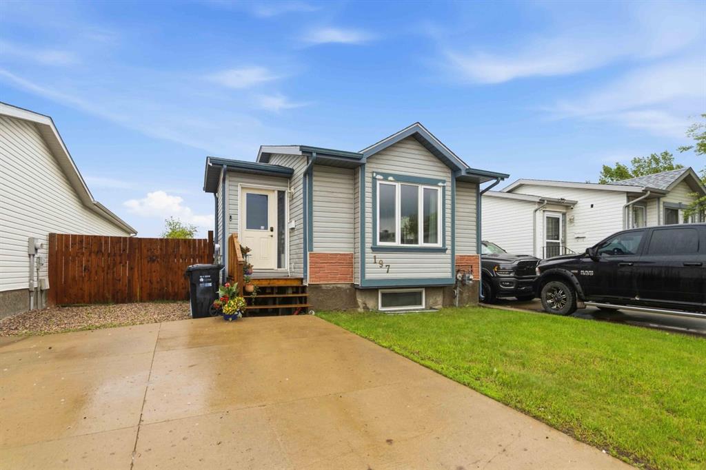 Picture of 197 Black Bear Crescent , Fort McMurray Real Estate Listing