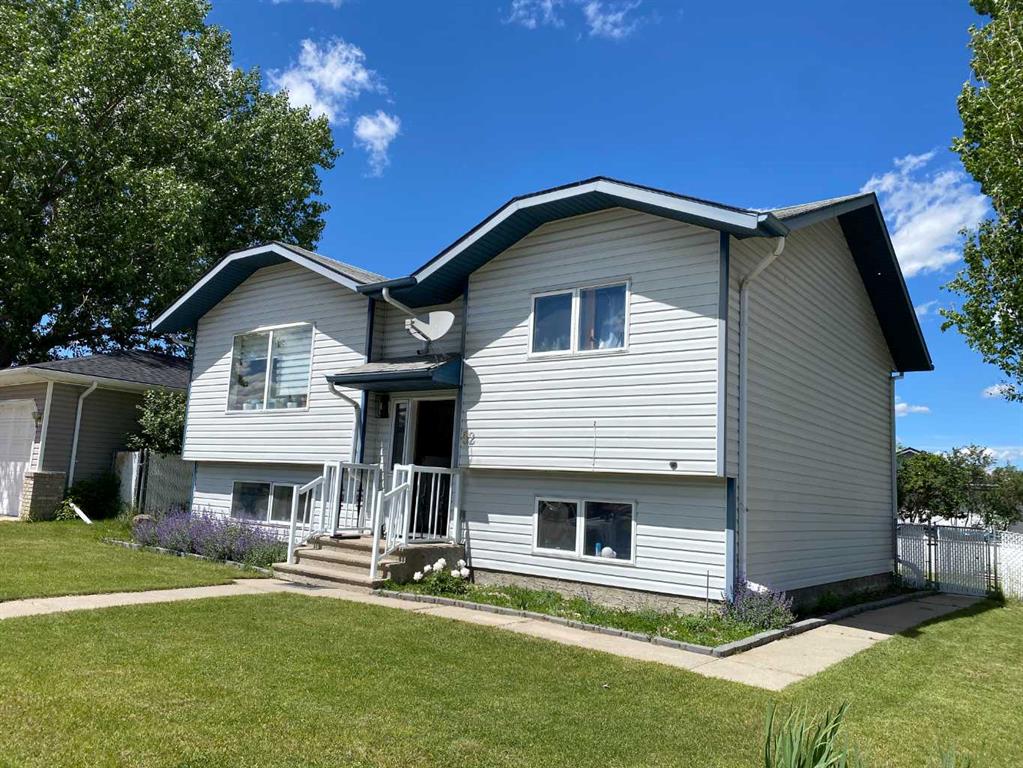 Picture of 52 Upland Drive W, Brooks Real Estate Listing