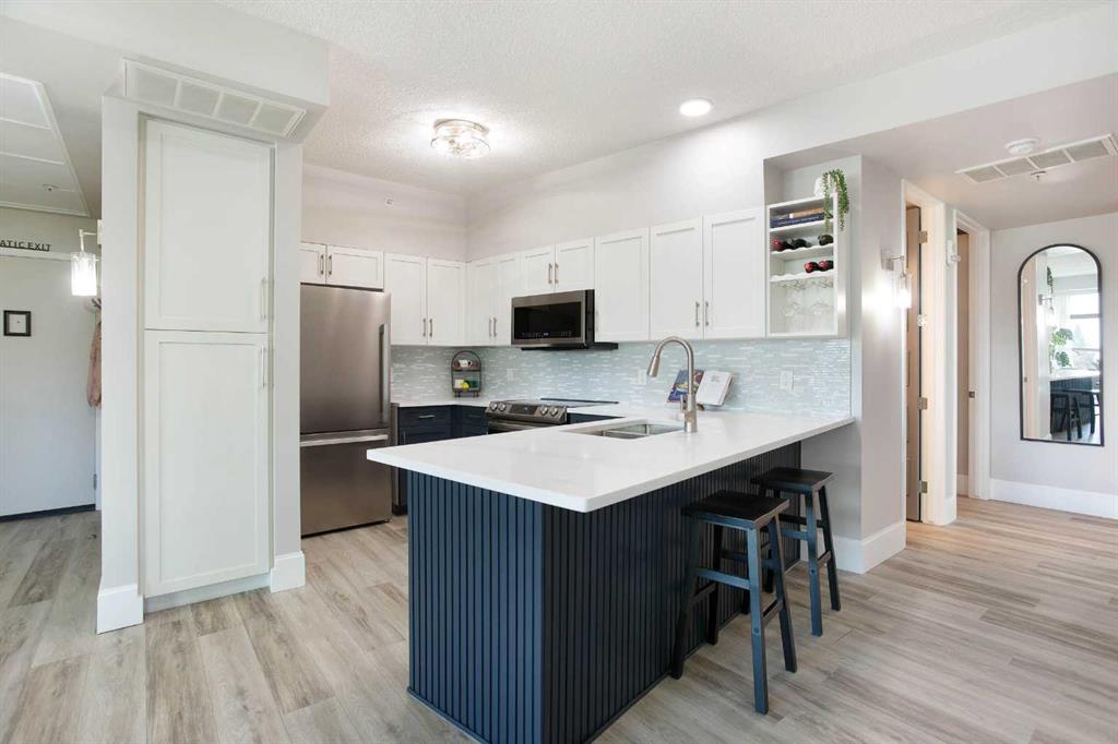 Picture of 201, 205 Riverfront Avenue SW, Calgary Real Estate Listing