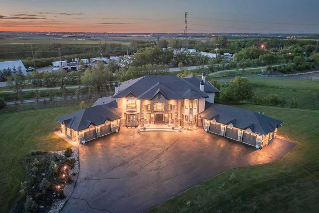Picture of 27 Mckendrick Run , Rural Rocky View County Real Estate Listing