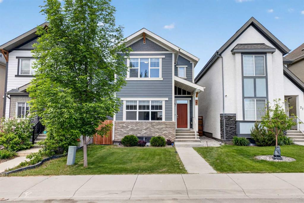Picture of 23 Masters Heights SE, Calgary Real Estate Listing