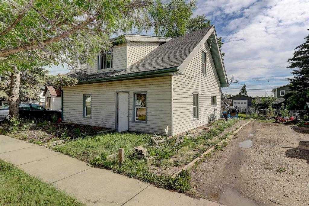 Picture of 10009 99 Street , Sexsmith Real Estate Listing