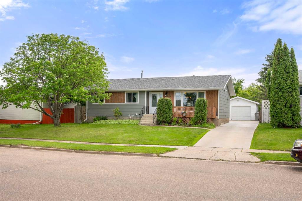 Picture of 4703 29 Street , Lloydminster Real Estate Listing