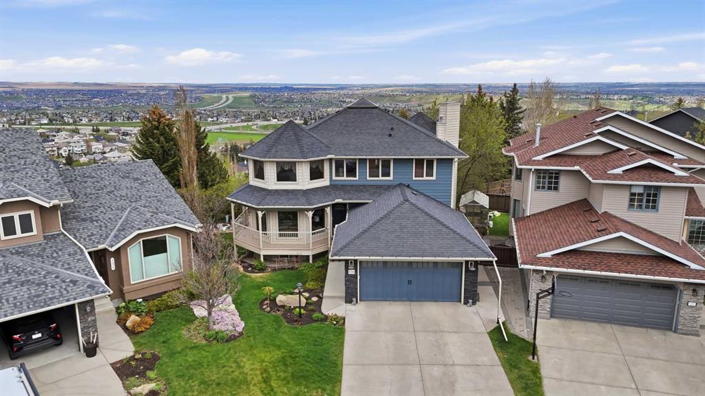 Picture of 131 Edgebrook Circle NW, Calgary Real Estate Listing