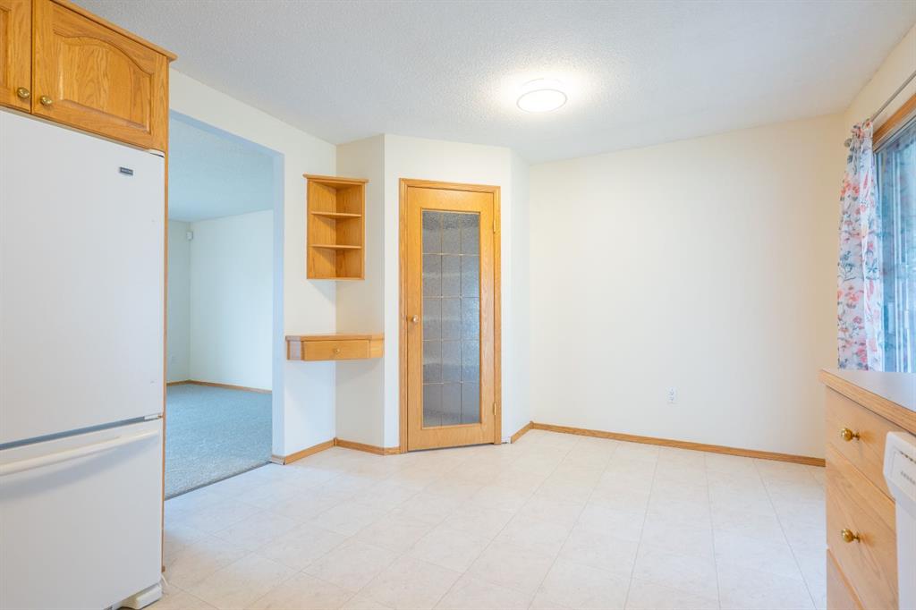 Picture of 2397 24 Street SE, Medicine Hat Real Estate Listing