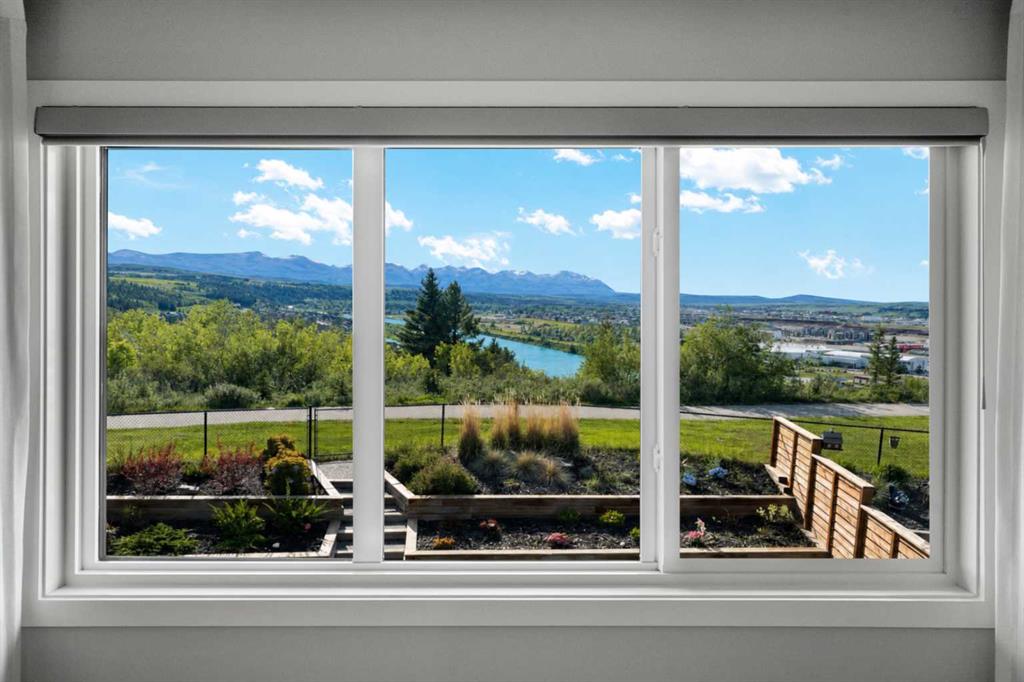 Picture of 135 Precedence Hill , Cochrane Real Estate Listing