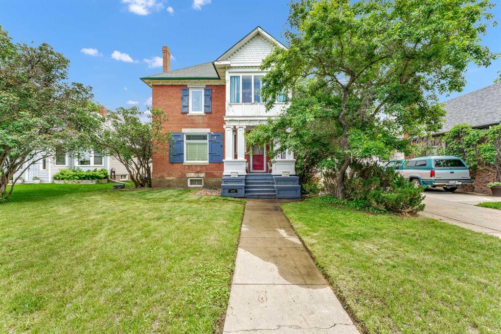 Picture of 335 1 Street SE, Medicine Hat Real Estate Listing