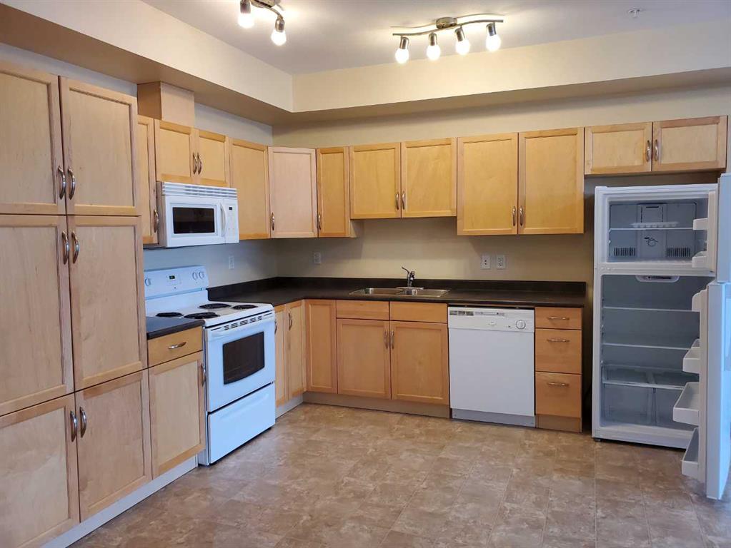 Picture of 215, 160 Moberly Road , Grande Cache Real Estate Listing