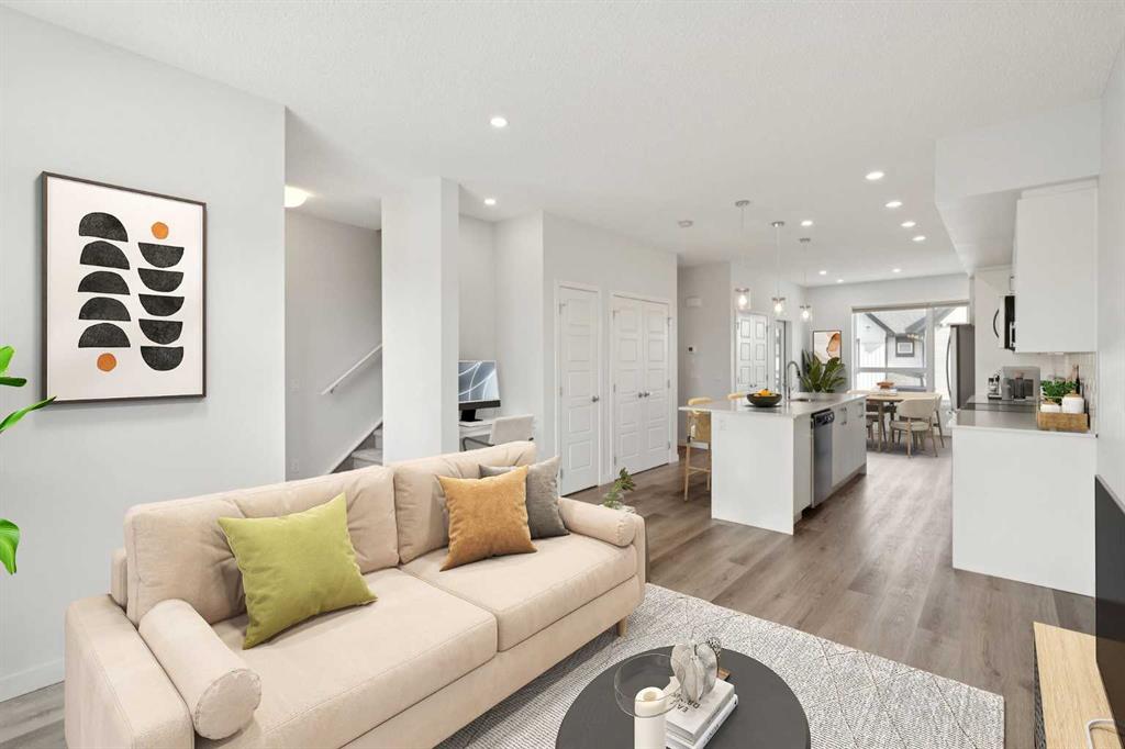 Picture of 54 Evanscrest Manor NW, Calgary Real Estate Listing