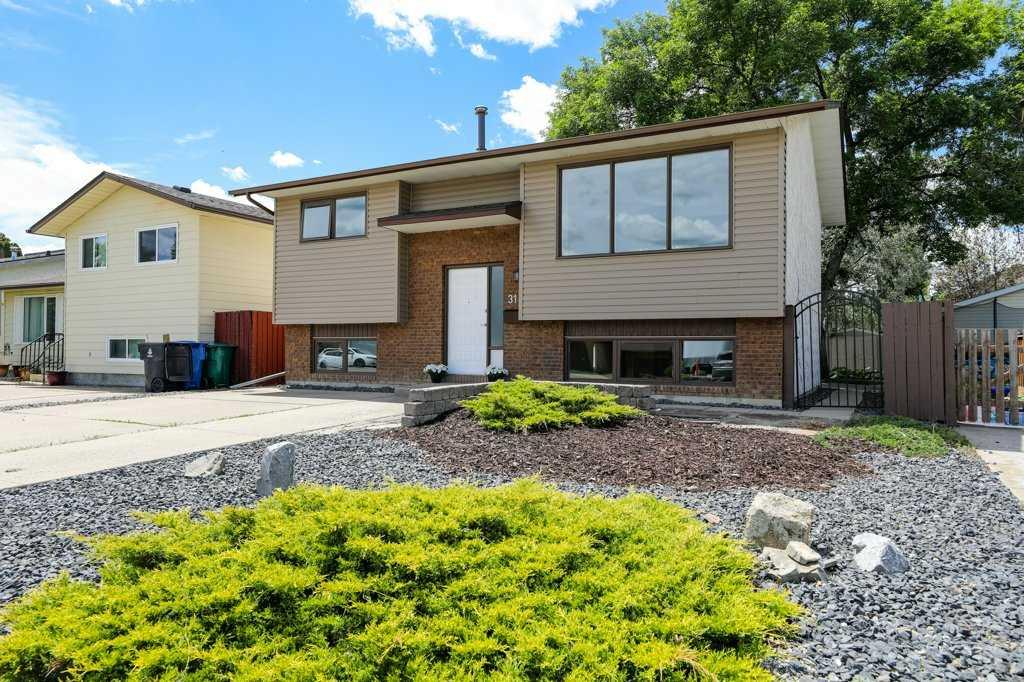 Picture of 316 Leaside Avenue S, Lethbridge Real Estate Listing