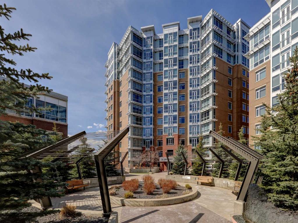 Picture of 810, 16 Varsity Estates Circle NW, Calgary Real Estate Listing