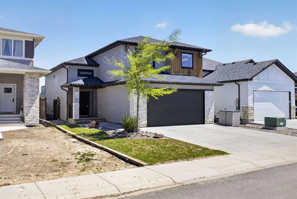 Picture of 47 Rivergrove Lane W, Lethbridge Real Estate Listing