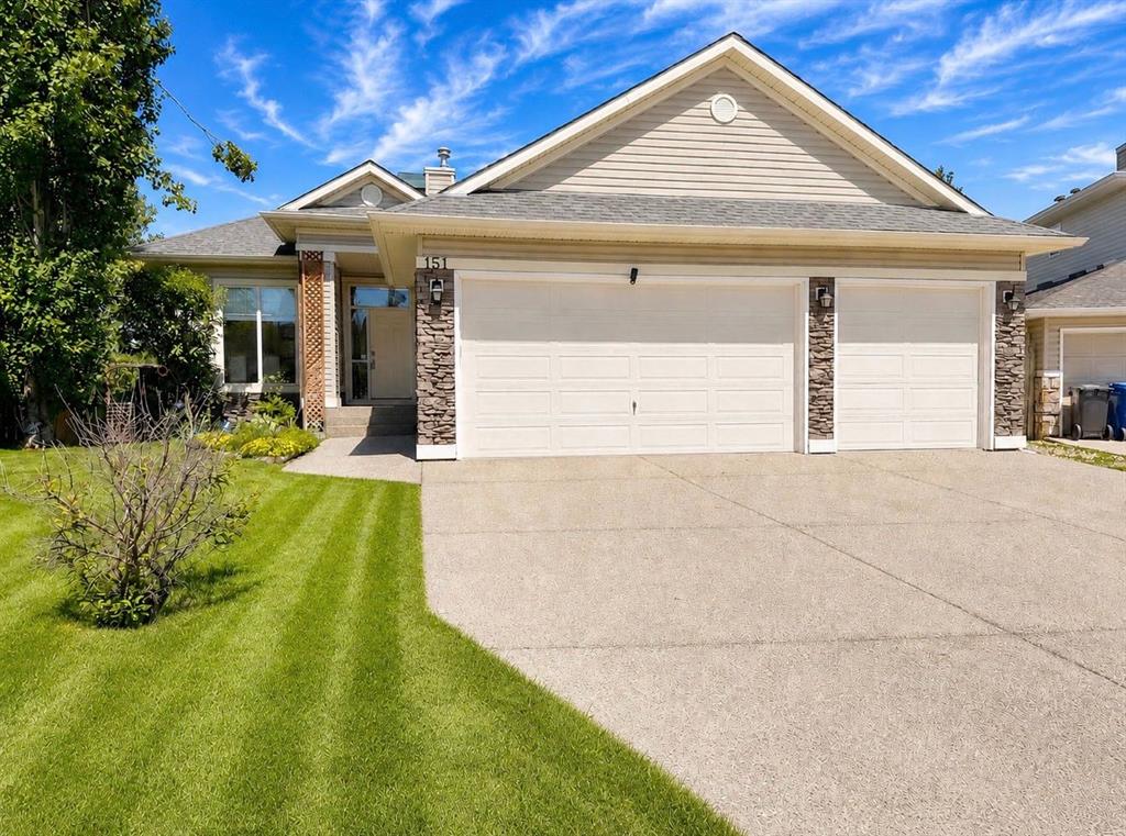 Picture of 151 Hawkmere View , Chestermere Real Estate Listing