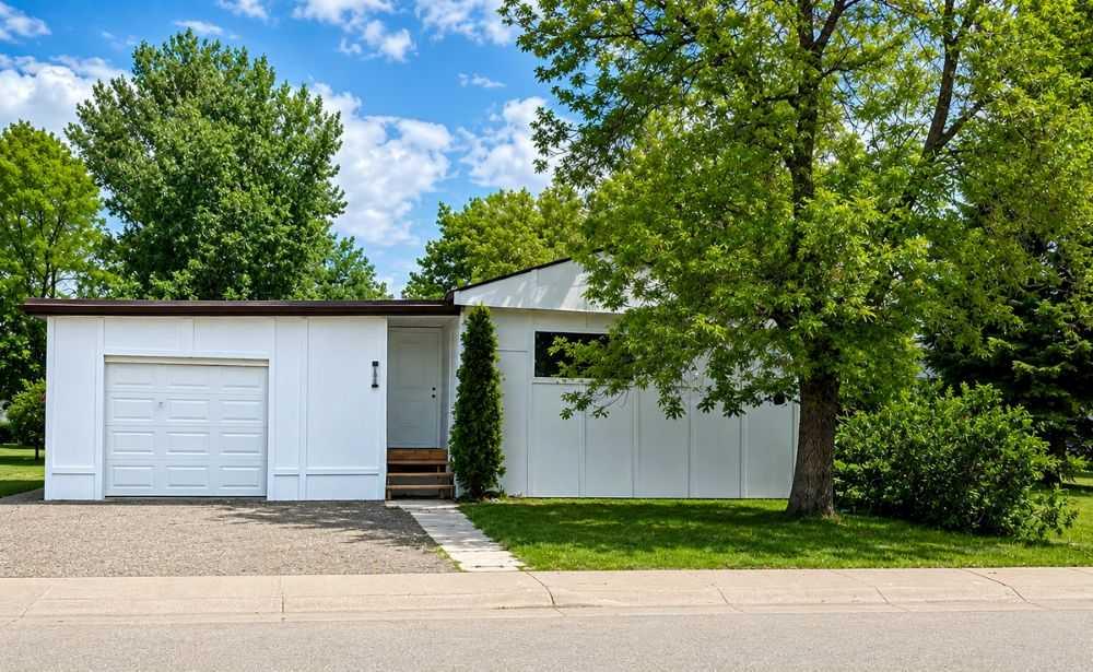 Picture of 269 Big Springs Drive SE, Airdrie Real Estate Listing