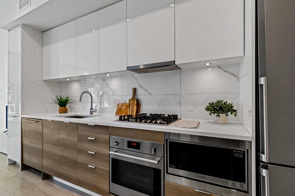 Picture of 110, 138 Waterfront Court SW, Calgary Real Estate Listing