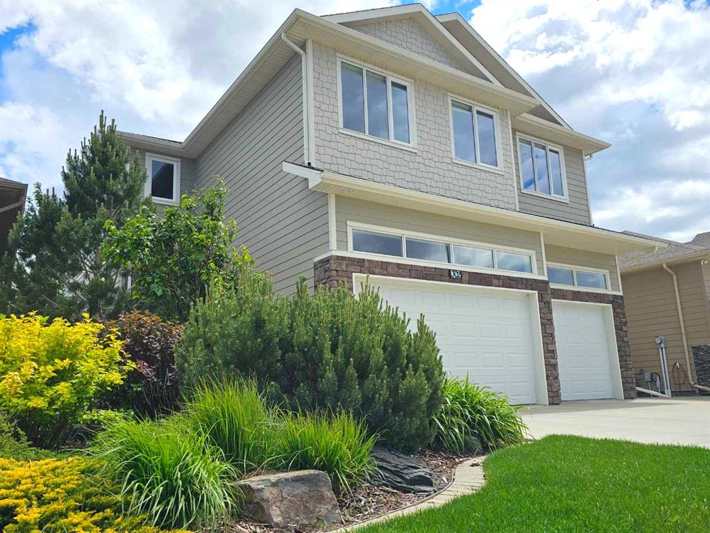 Picture of 302 Sixmile Ridge S, Lethbridge Real Estate Listing