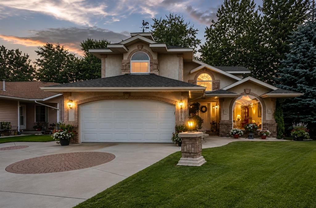 Picture of 4918 53 Avenue Close , Innisfail Real Estate Listing