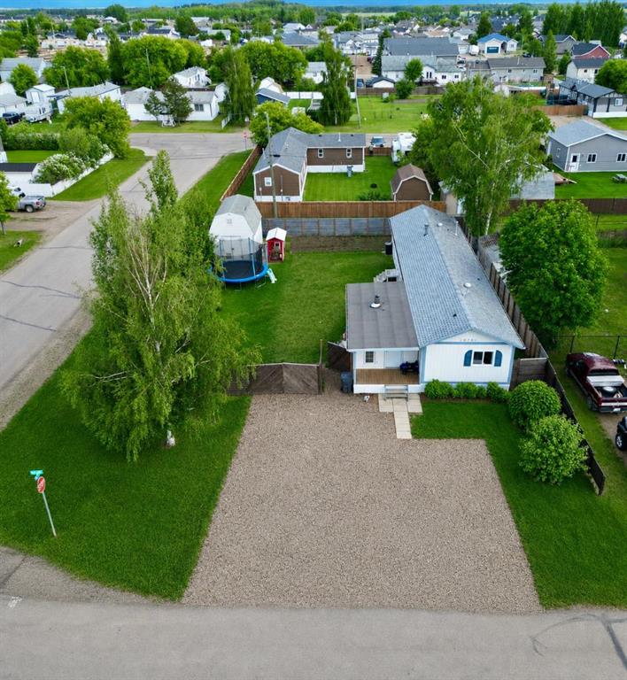 Picture of 10701 102 Ave  , La Crete Real Estate Listing
