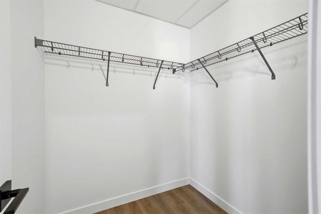 Picture of 618, 3107 Warren Street NW, Calgary Real Estate Listing