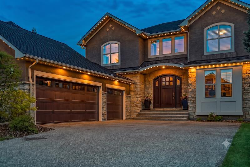 Picture of 74 Discovery Ridge Heights SW, Calgary Real Estate Listing